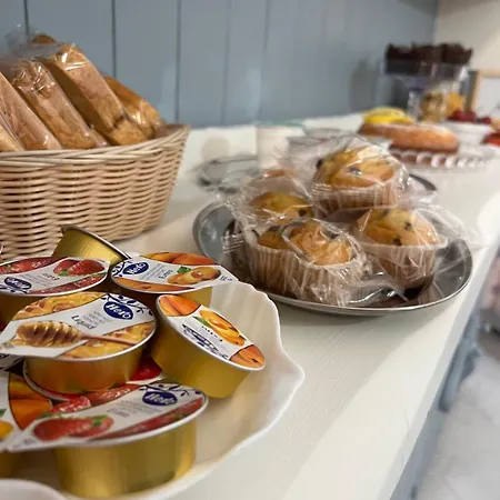 ベッド・アンド・ブレックファスト Dolce 4*