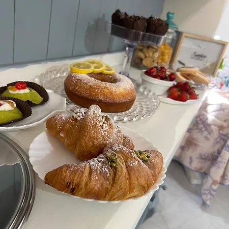 Dolce ベッド・アンド・ブレックファスト カステッルッツォ