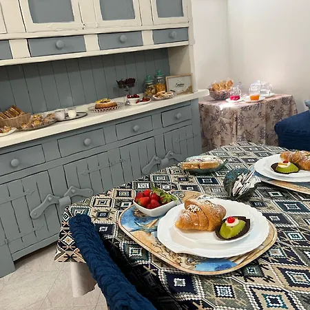 Dolce ベッド・アンド・ブレックファスト 4*